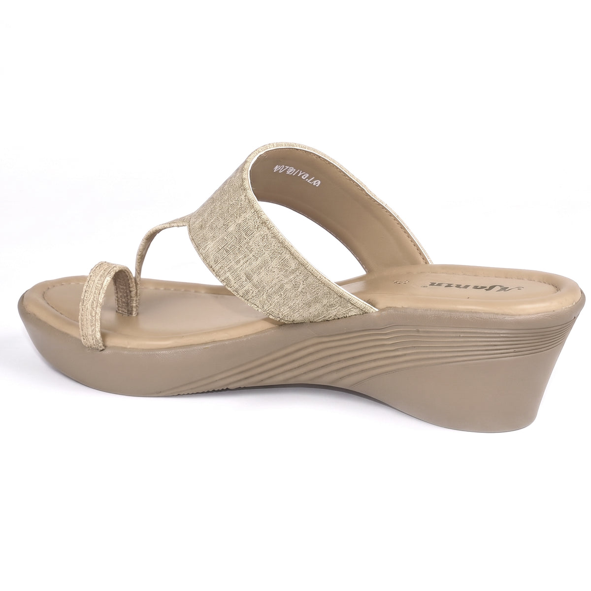 AJANTA Premium Comfort Wedge Sandals for Women | Slip-On Stylish Trendy Toe Ring Sandals | Lightweight Casual Festive Ethnic Wear | Durable Wedge Chappals Perfect for Wedding, Festive Outfits, Travel