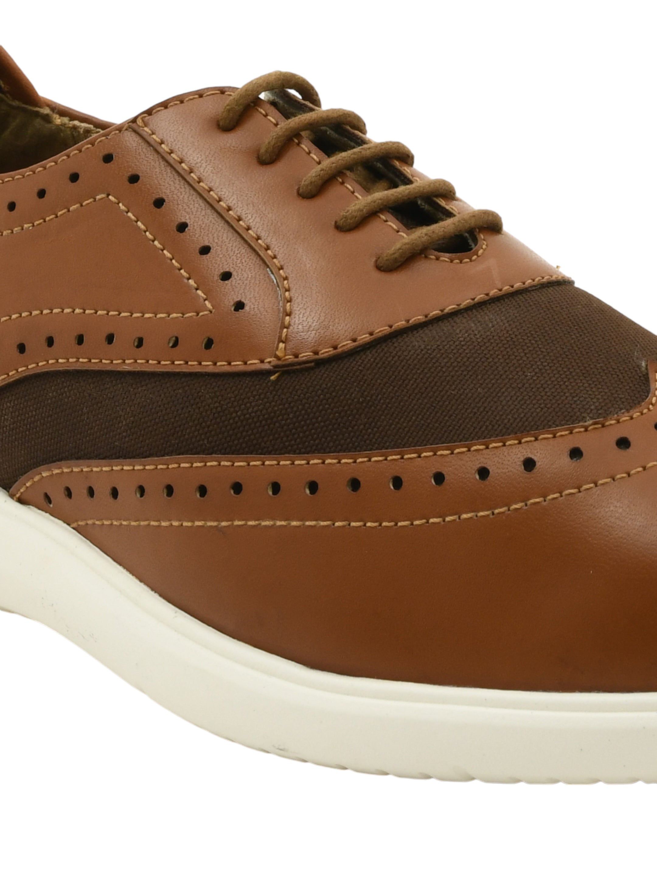 Impakto Men Casual Shoe EG5002