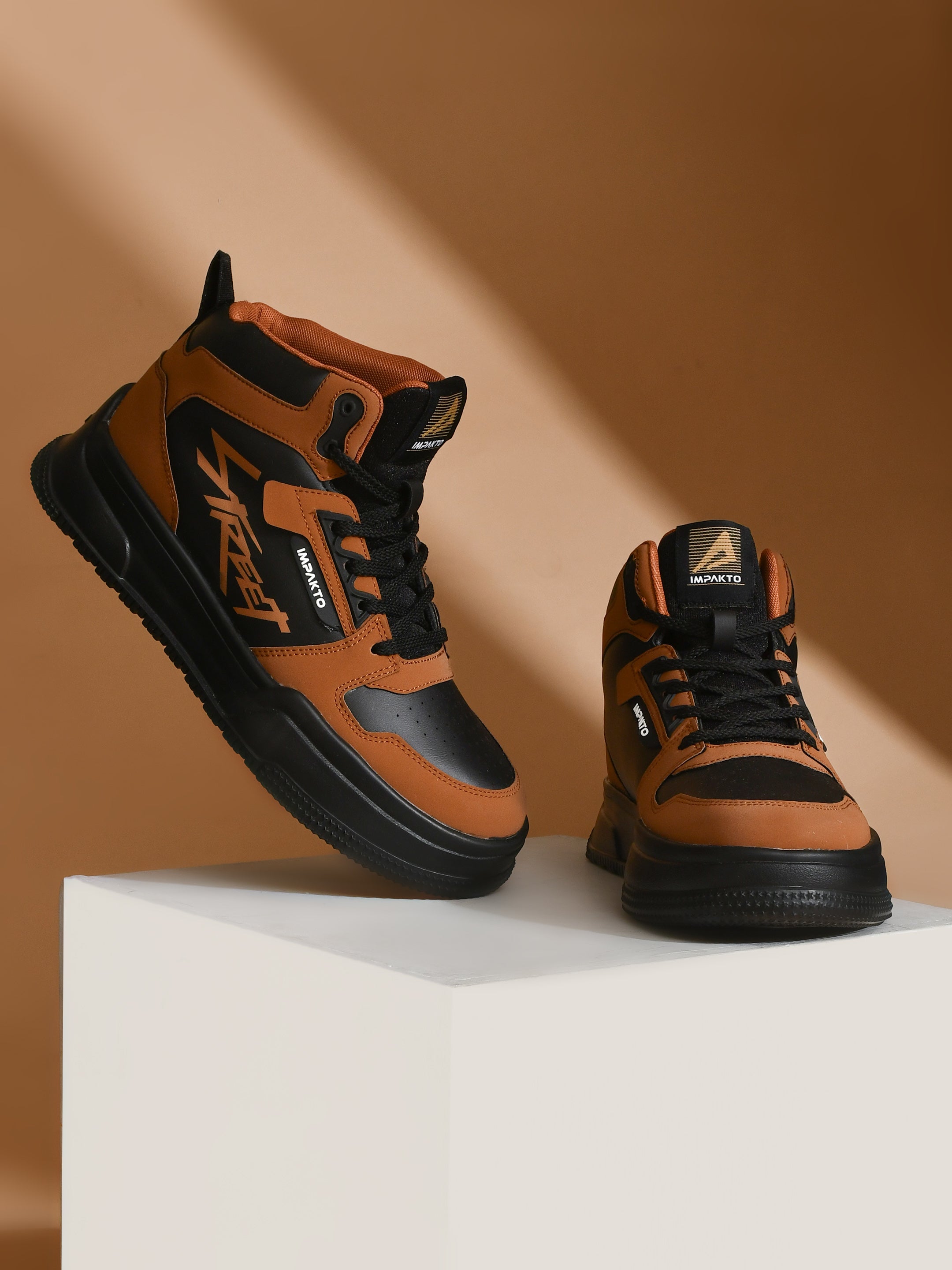 Impakto Alpha Street Men's Tan Sneakers - AS3364