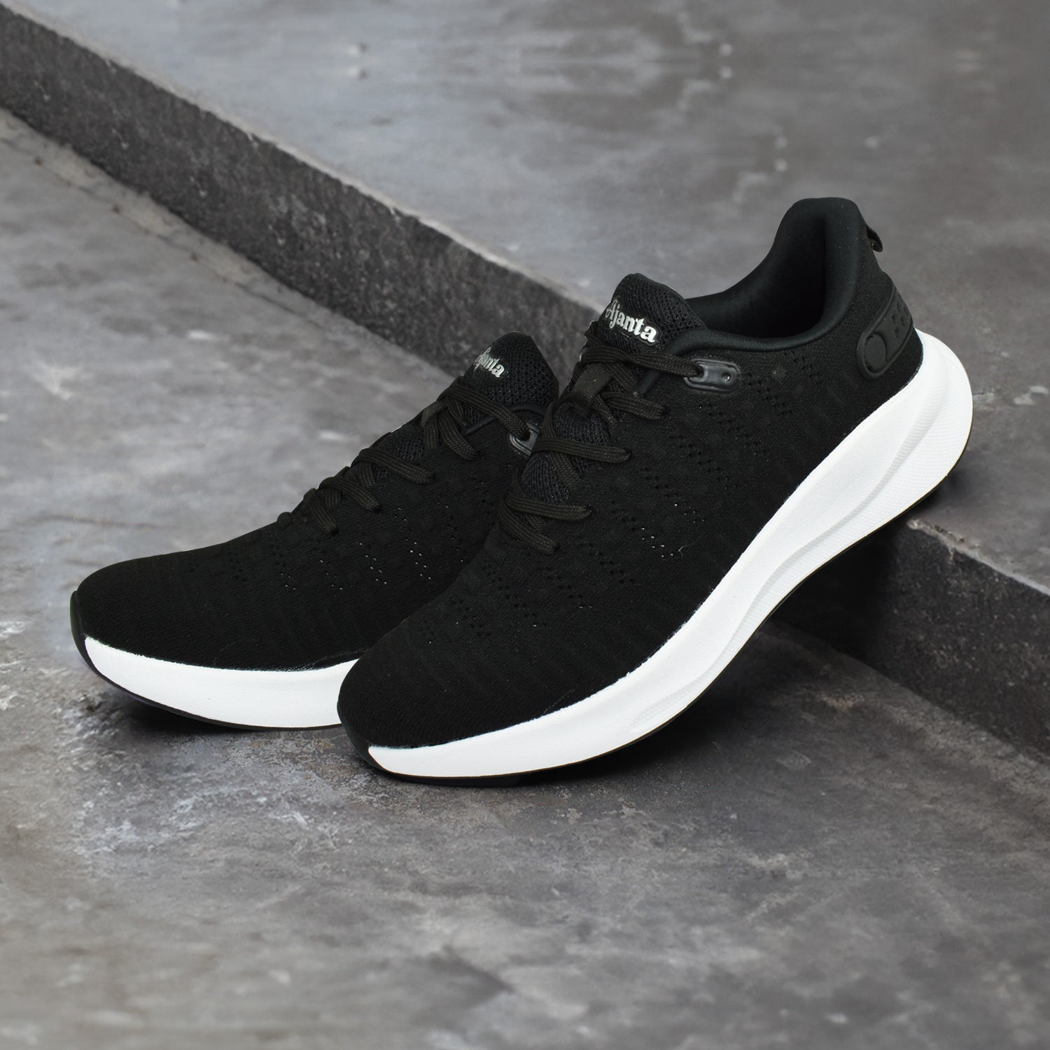 Ajanta Menβs Breathable Sport Shoes