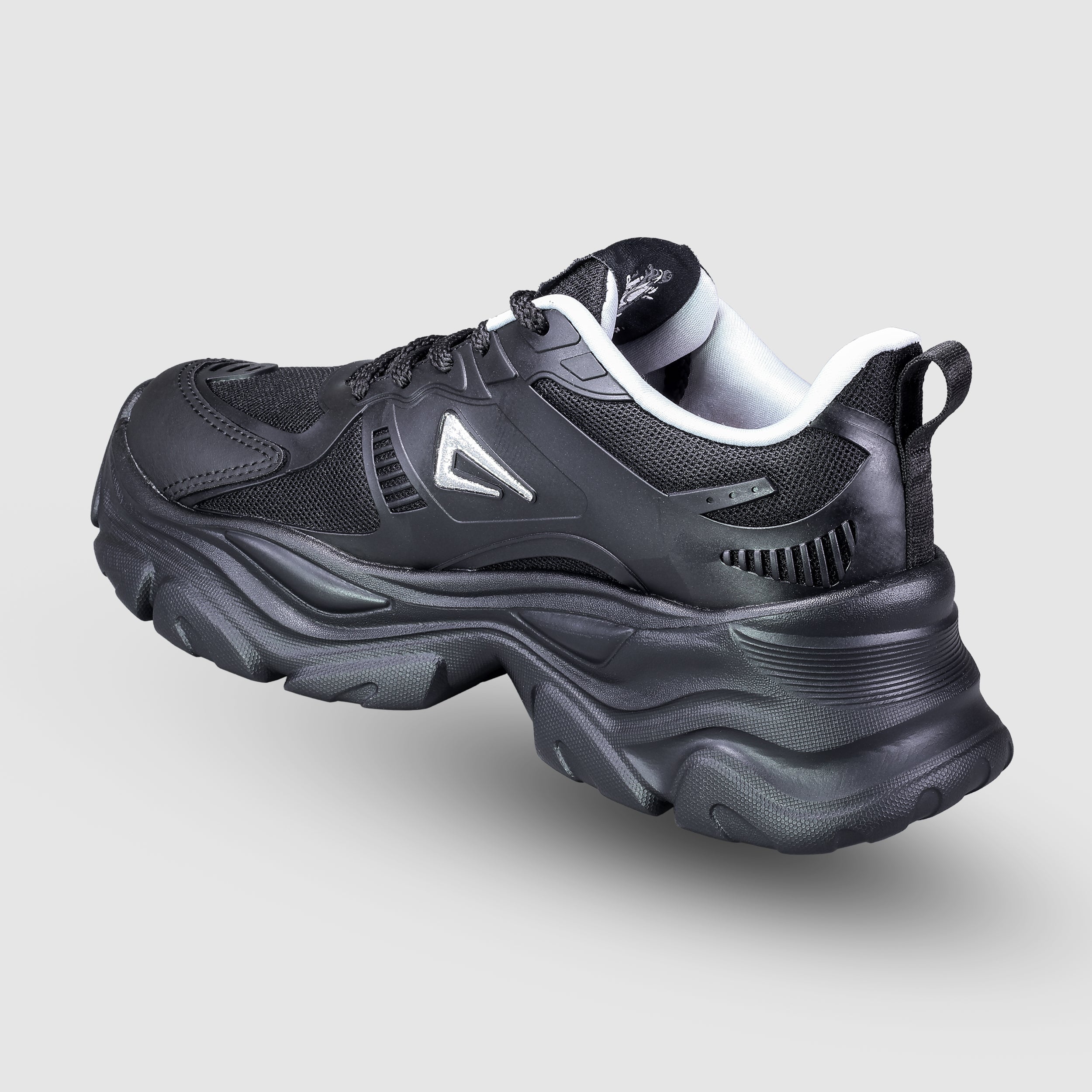 Impakto Chunky CoreMax Women's Black Sneaker - AS4105