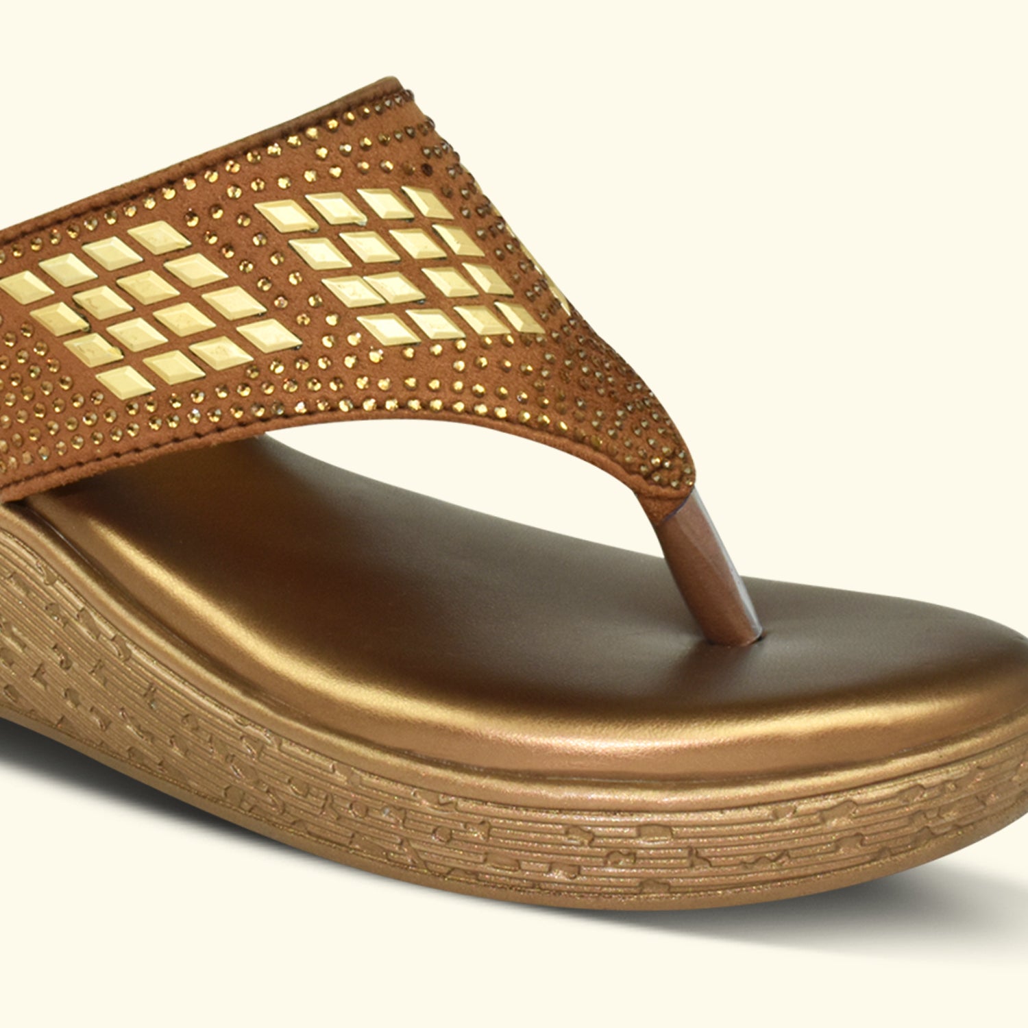 QIARRA Women's Shimmer Open Toe Comfortable Wedge Heel Fashion Sandals for Casual, Outdoor and Party EL1043