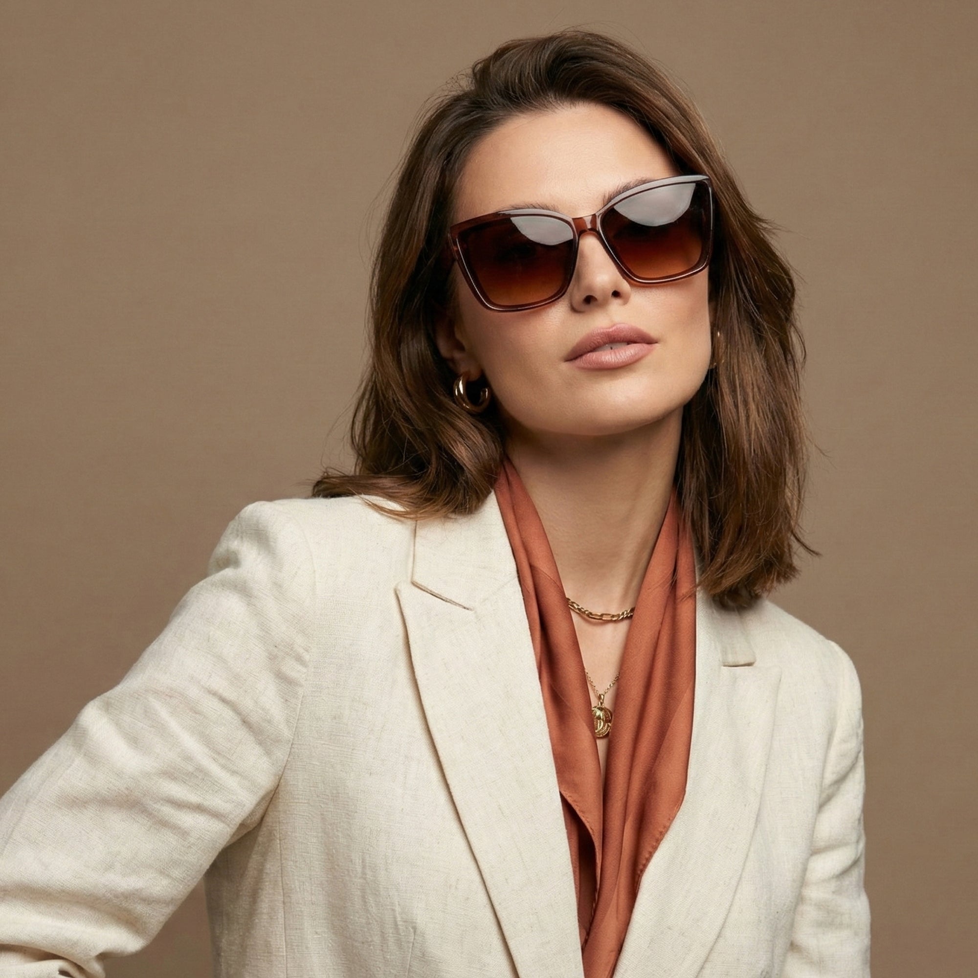 Ajanta Women’s Cat-Eye Sunglasses – Fashion Forward Lens & Stylish Frame