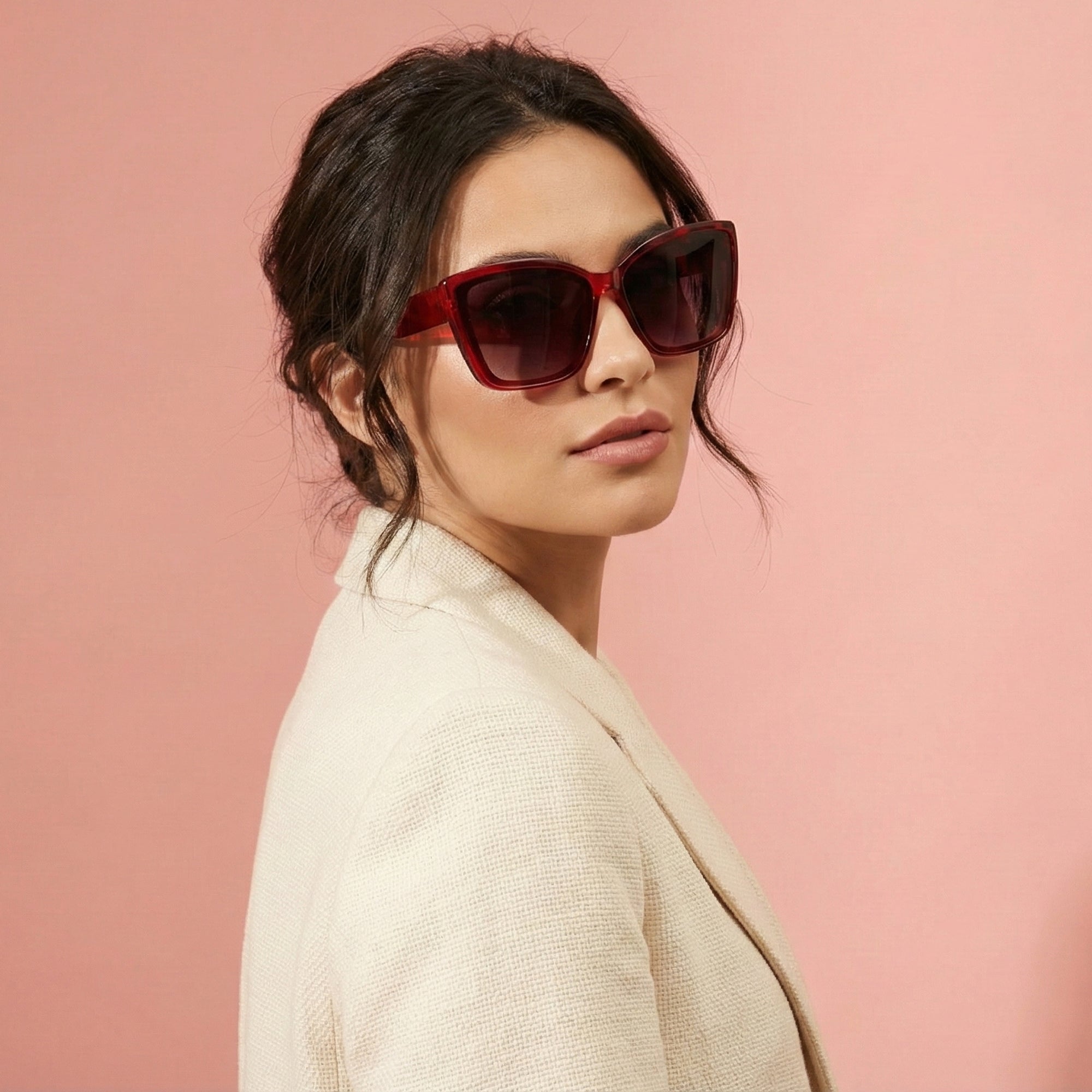 Ajanta Women’s Cat-Eye Sunglasses – Fashion Forward Lens & Stylish Frame