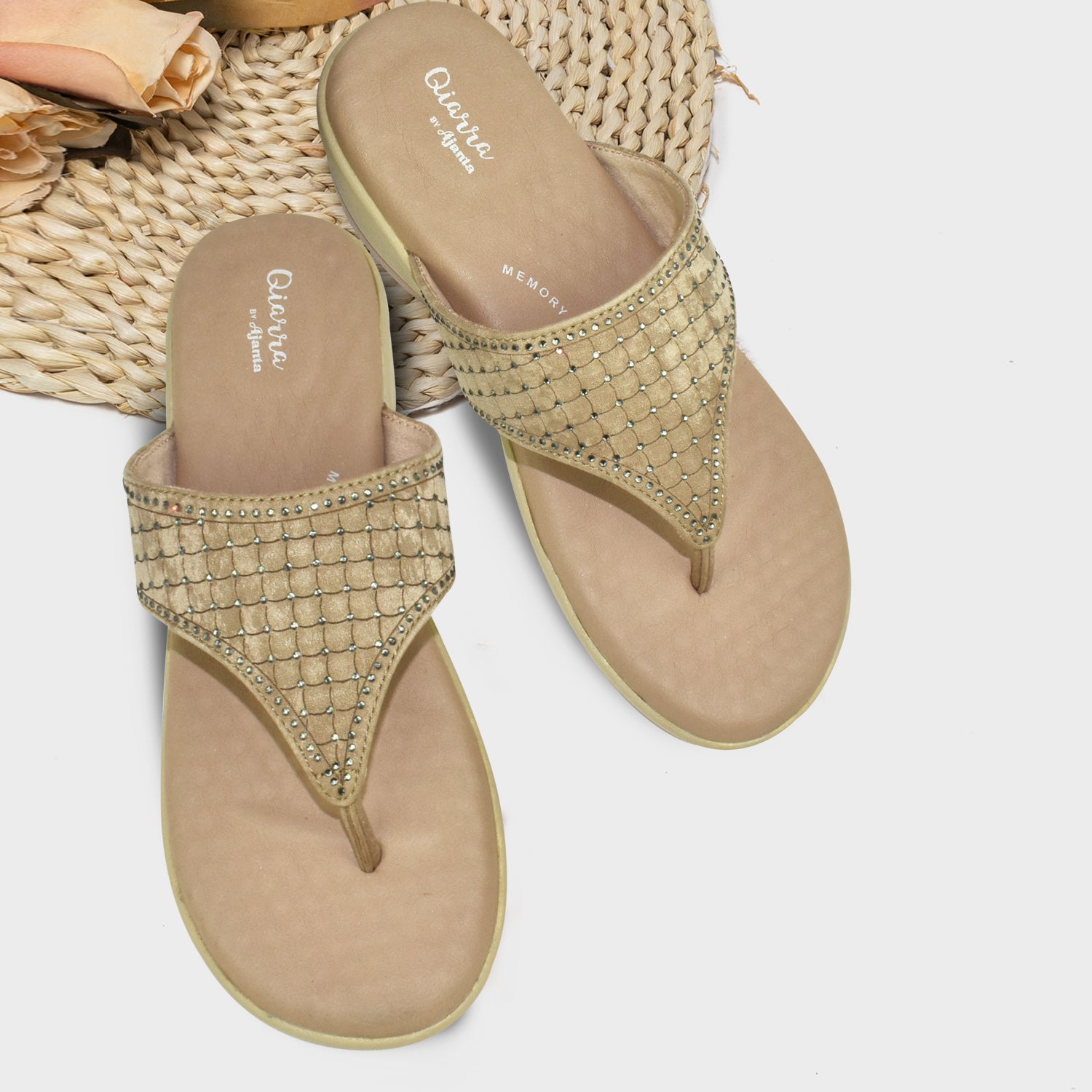 QIARRA Women Flat Sandals for Women|Casual Sandals|Comfortable Ladies Sandal|Flats For Daily Use EL1057