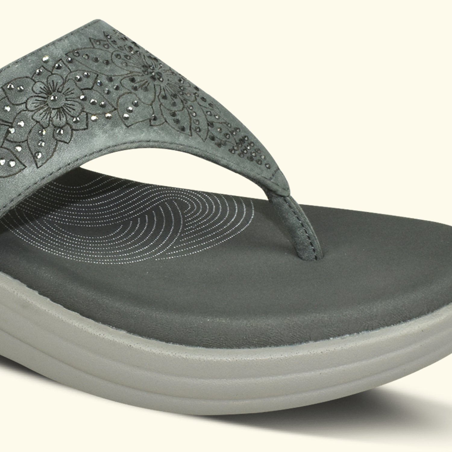 QIARRA Women Flat Sandals for Women|Casual Sandals|Comfortable Ladies Sandal|Flats For Daily Use EL1058