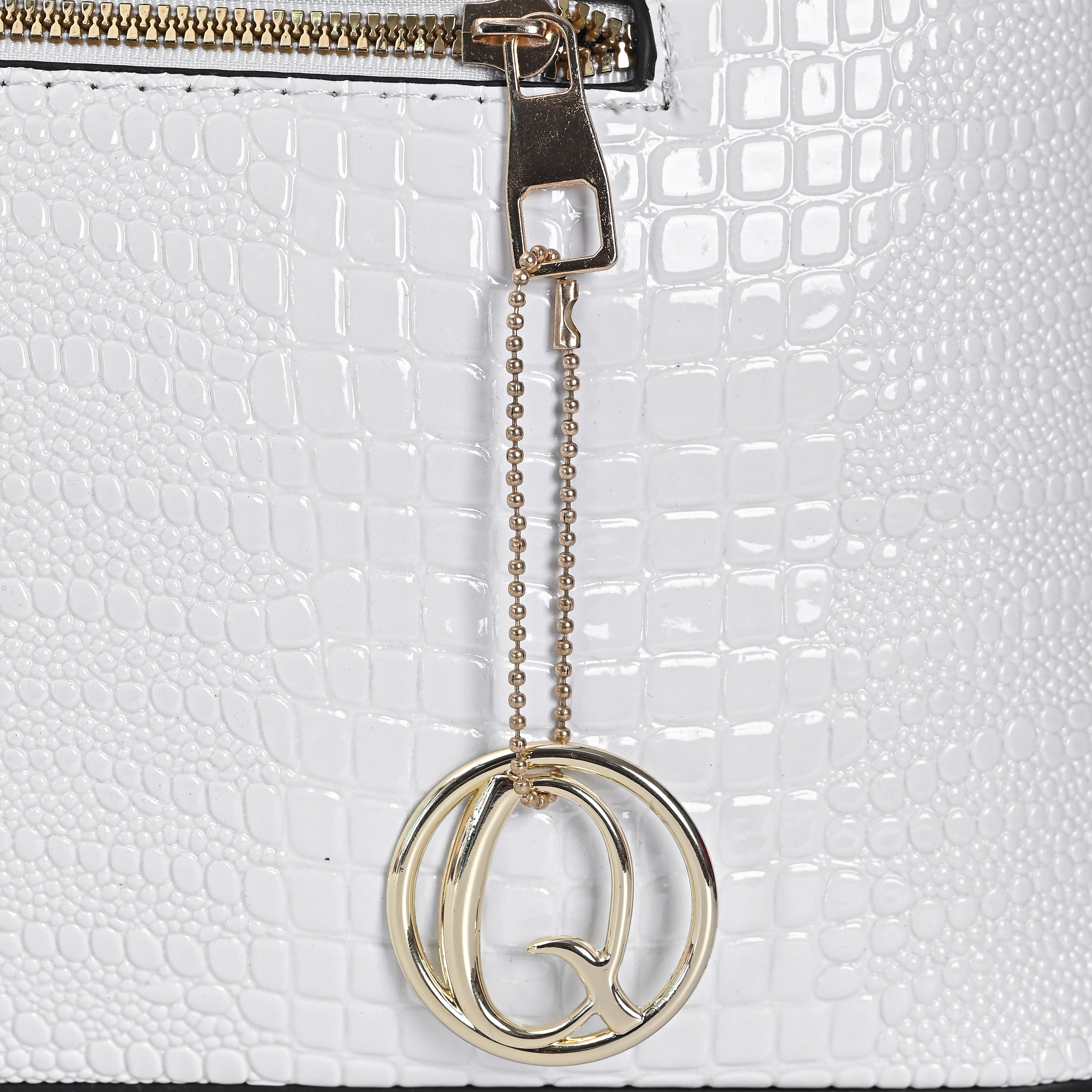 QIARRA Women White Premium Clutch Handbag, Soft & Secure Style Handbag for Women VB8084