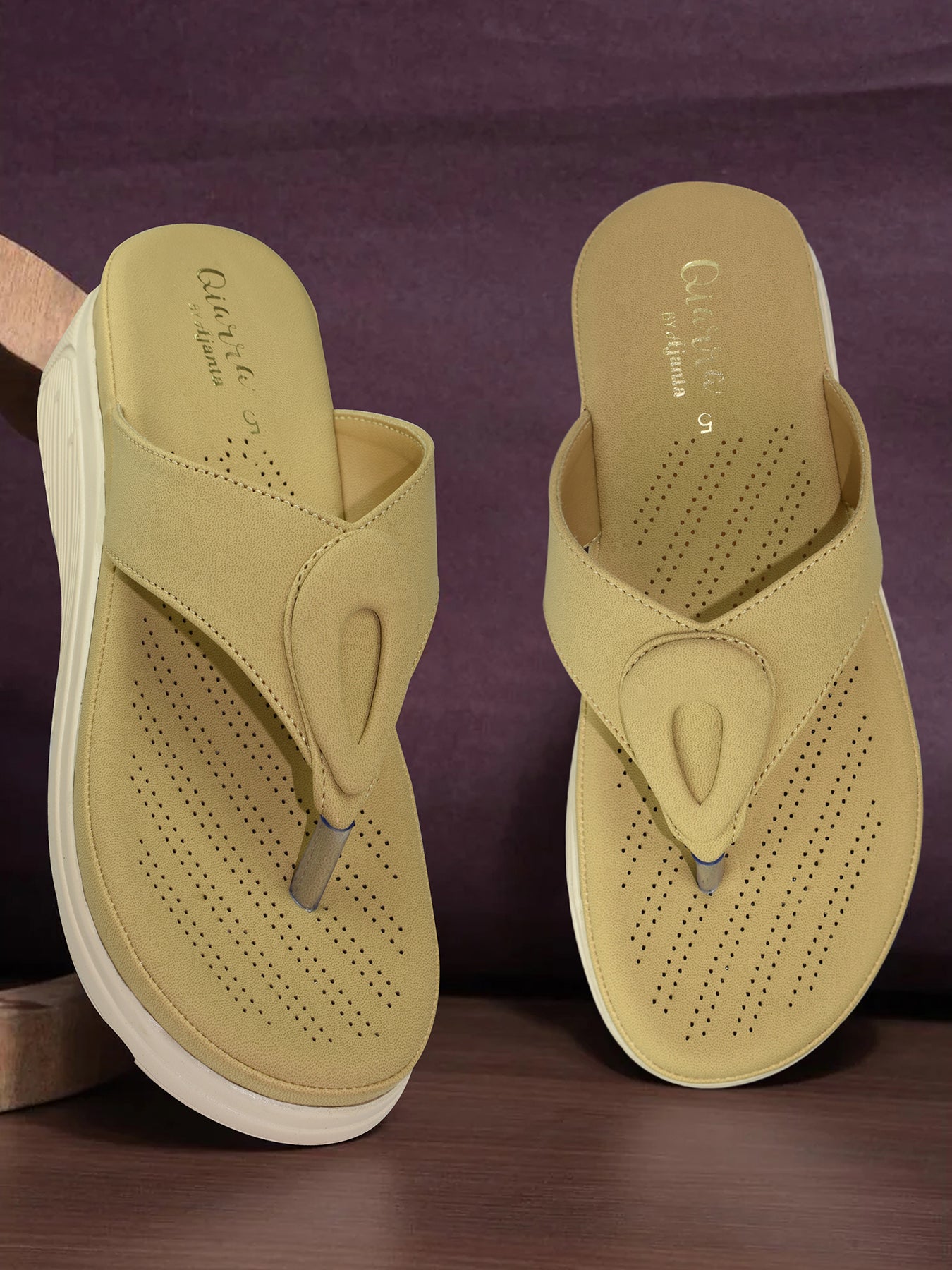 Ajanta Comfortable Flat Fashion / Slip-on Sandal for Women / Chappal for Women