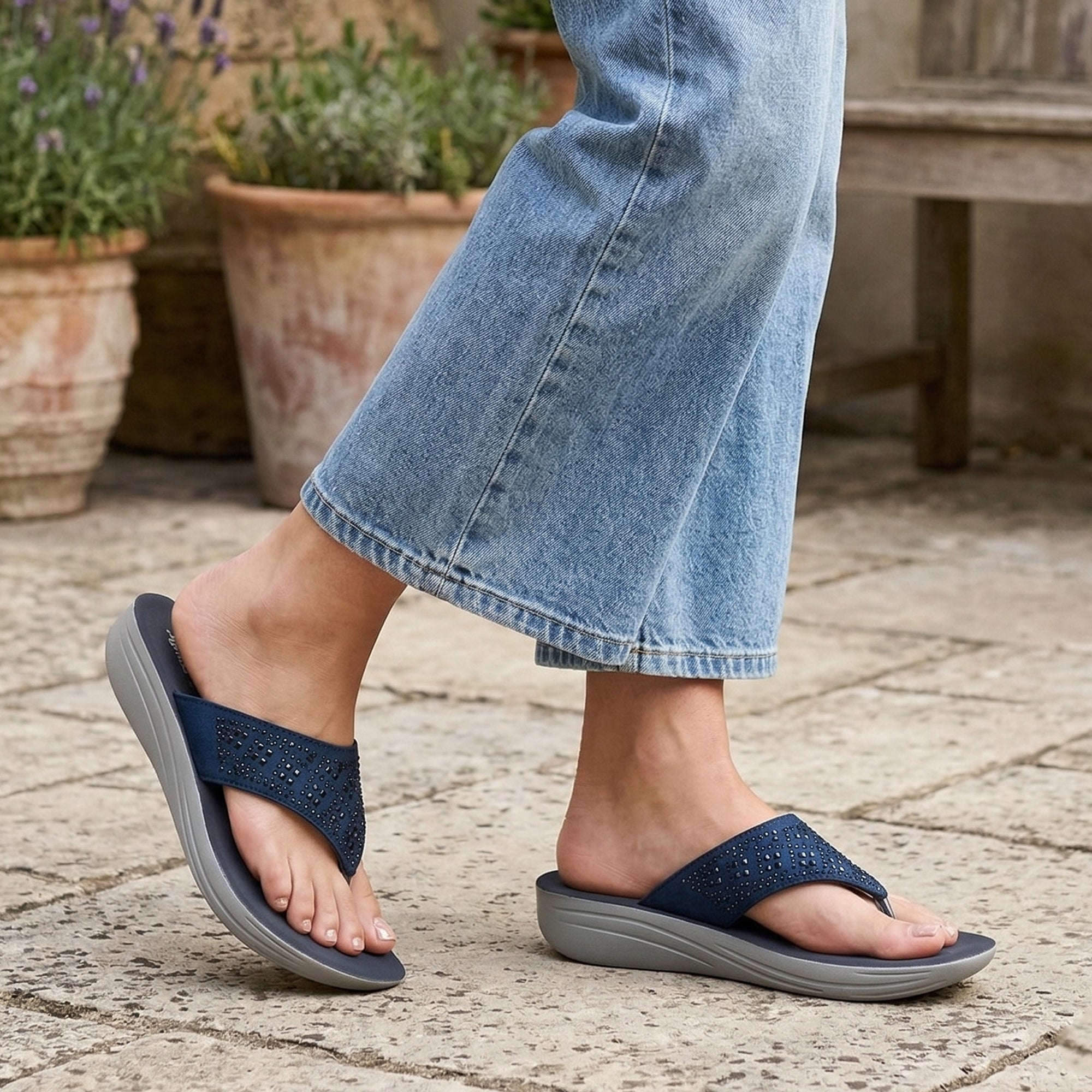 Ajanta Women's Lightweight-Comfortable Sandal
