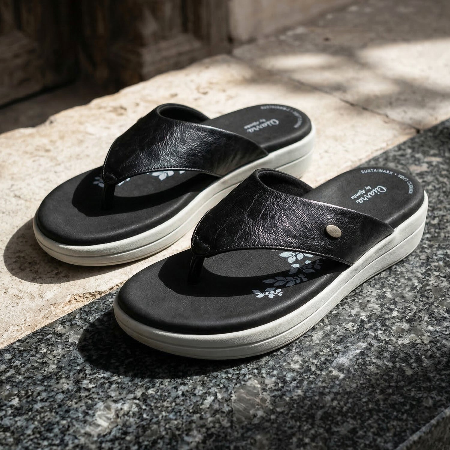 Qiarra Women's Black Floral Printed Sandal