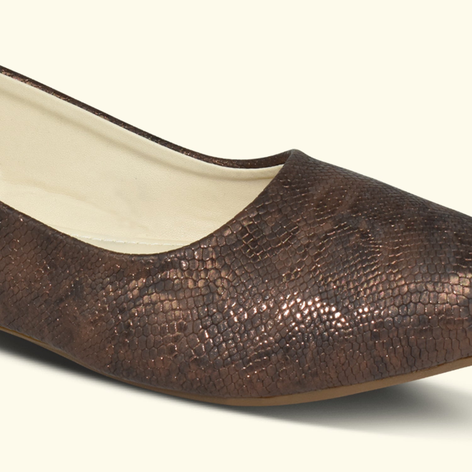 Ajanta Women Copper Snake Skin Printed Upper Pointed Toe Bellies EL5048