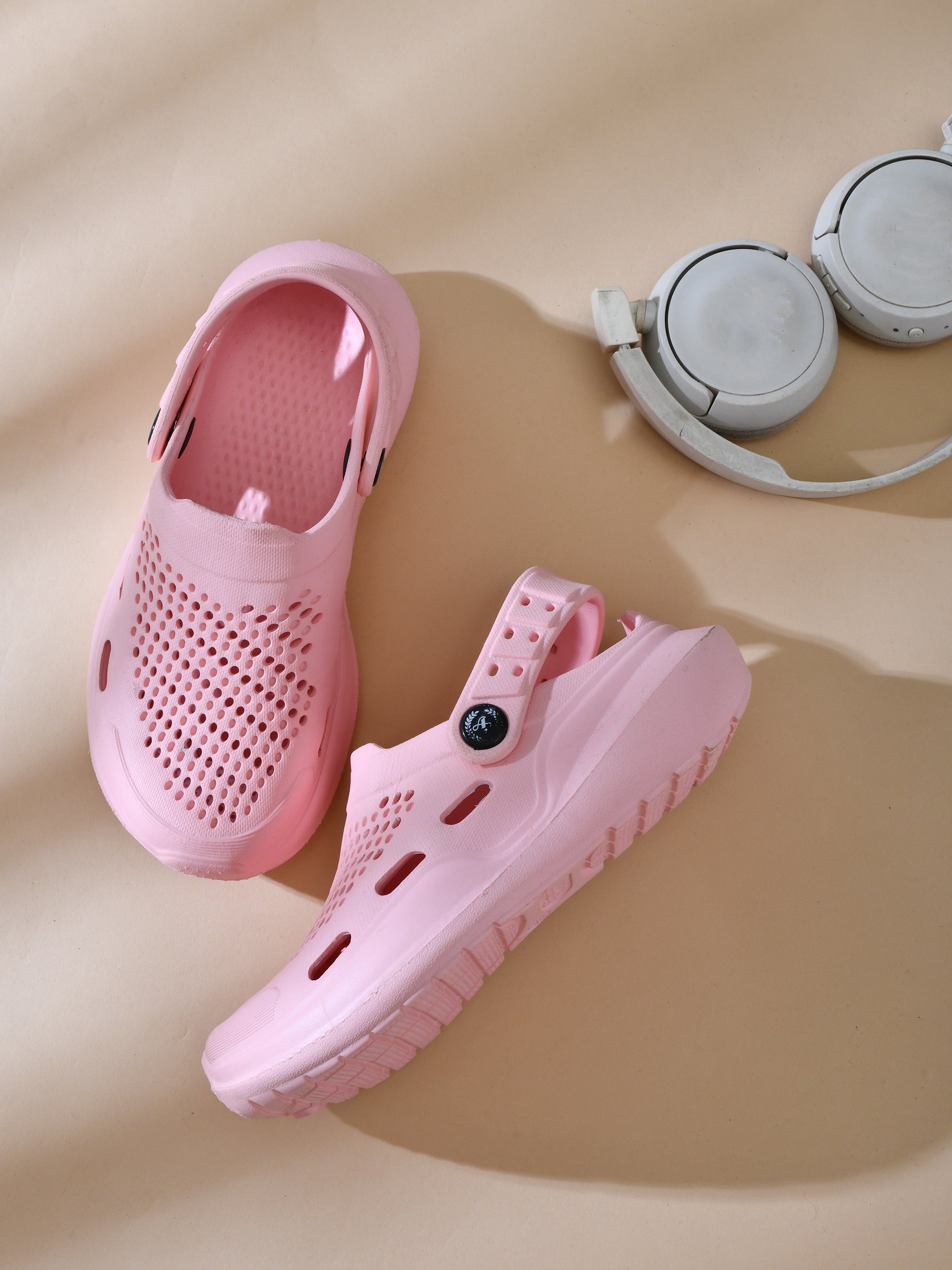 Anti-Slip Sole Crush Clogs